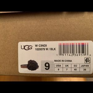 UGG Cindi Slide 9
